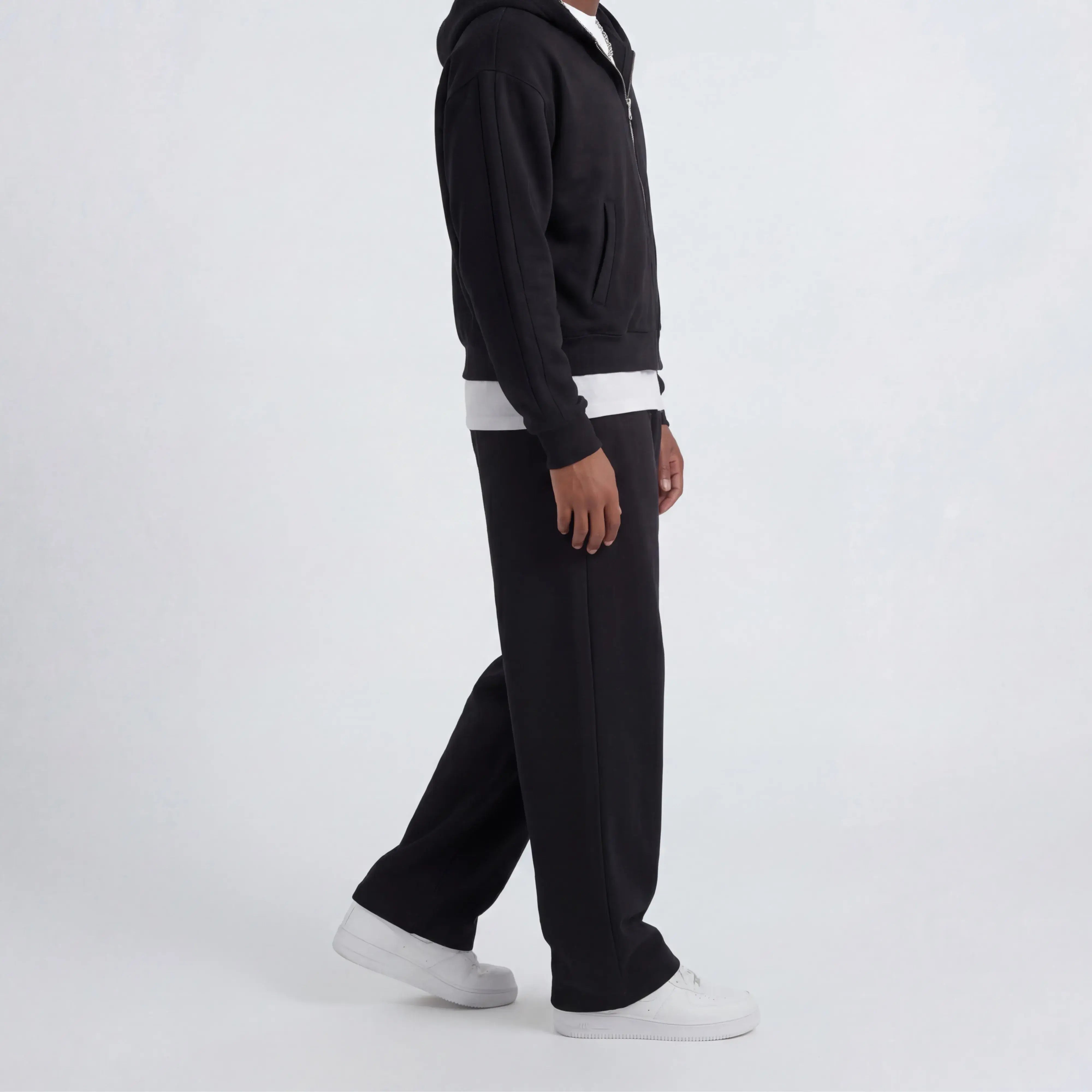 BLACK CLOUD SWEATS