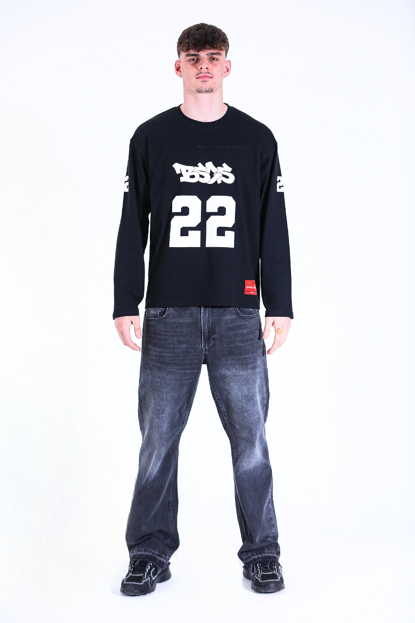 BLACK 22 LONG SLEEVE